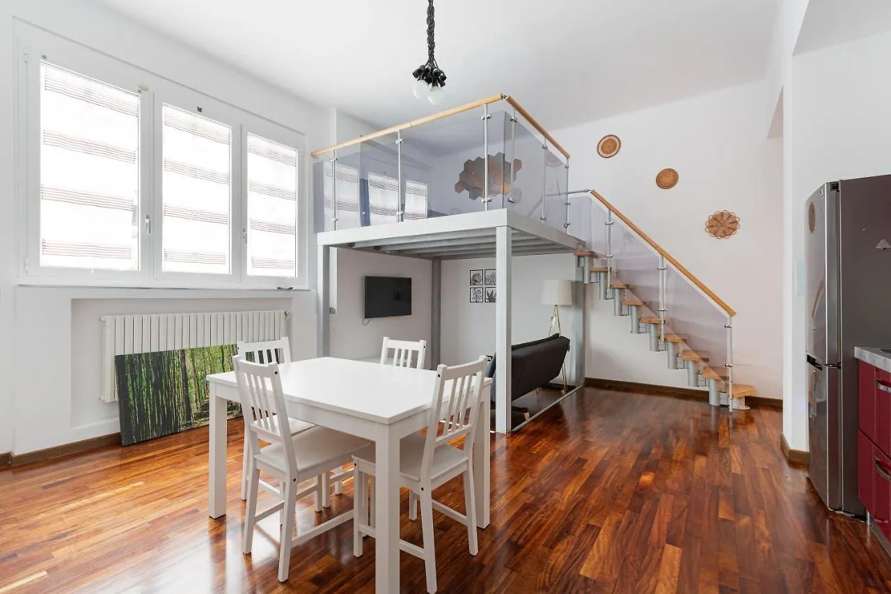 Cosy Apt Nearby Piazza Insubria! Book Now! Milan Apartment