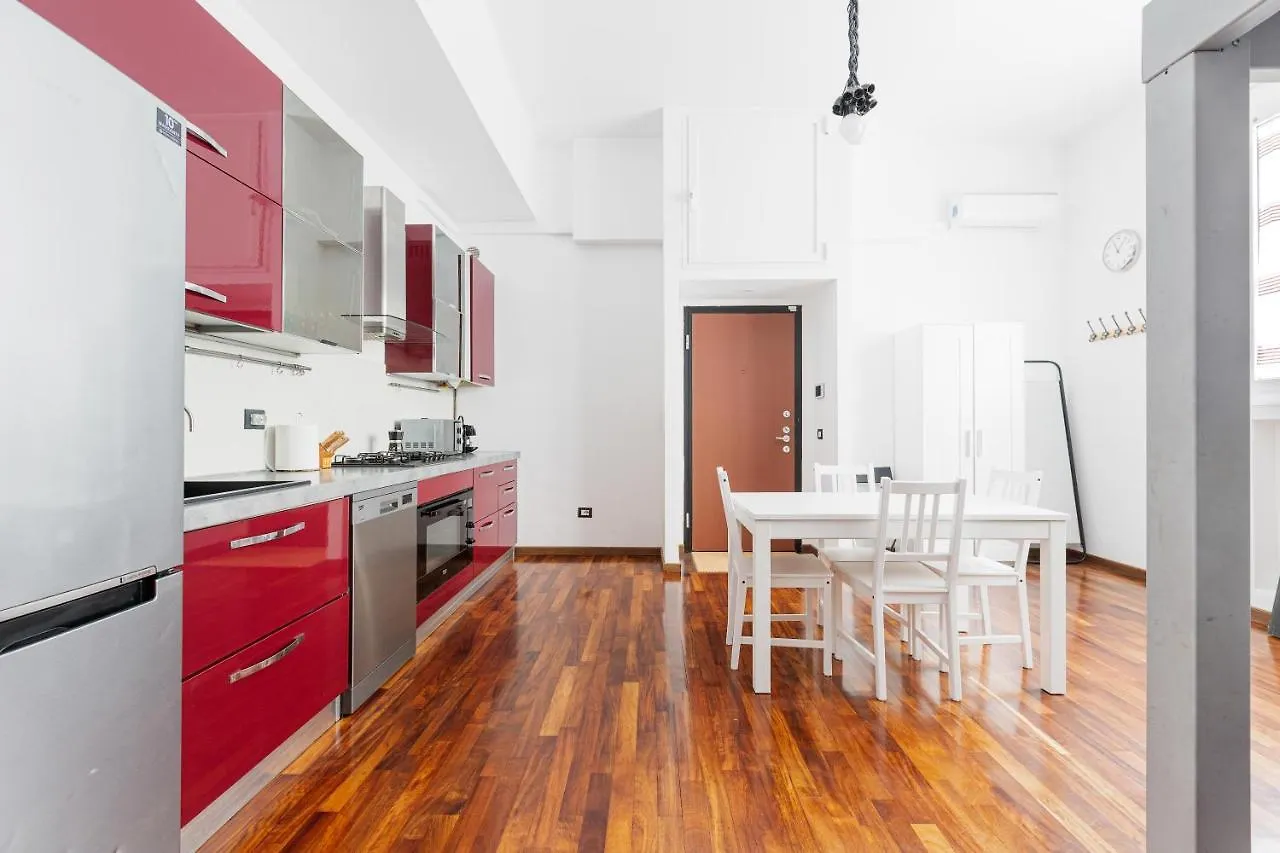 Cosy Apt Nearby Piazza Insubria! Book Now! Milan